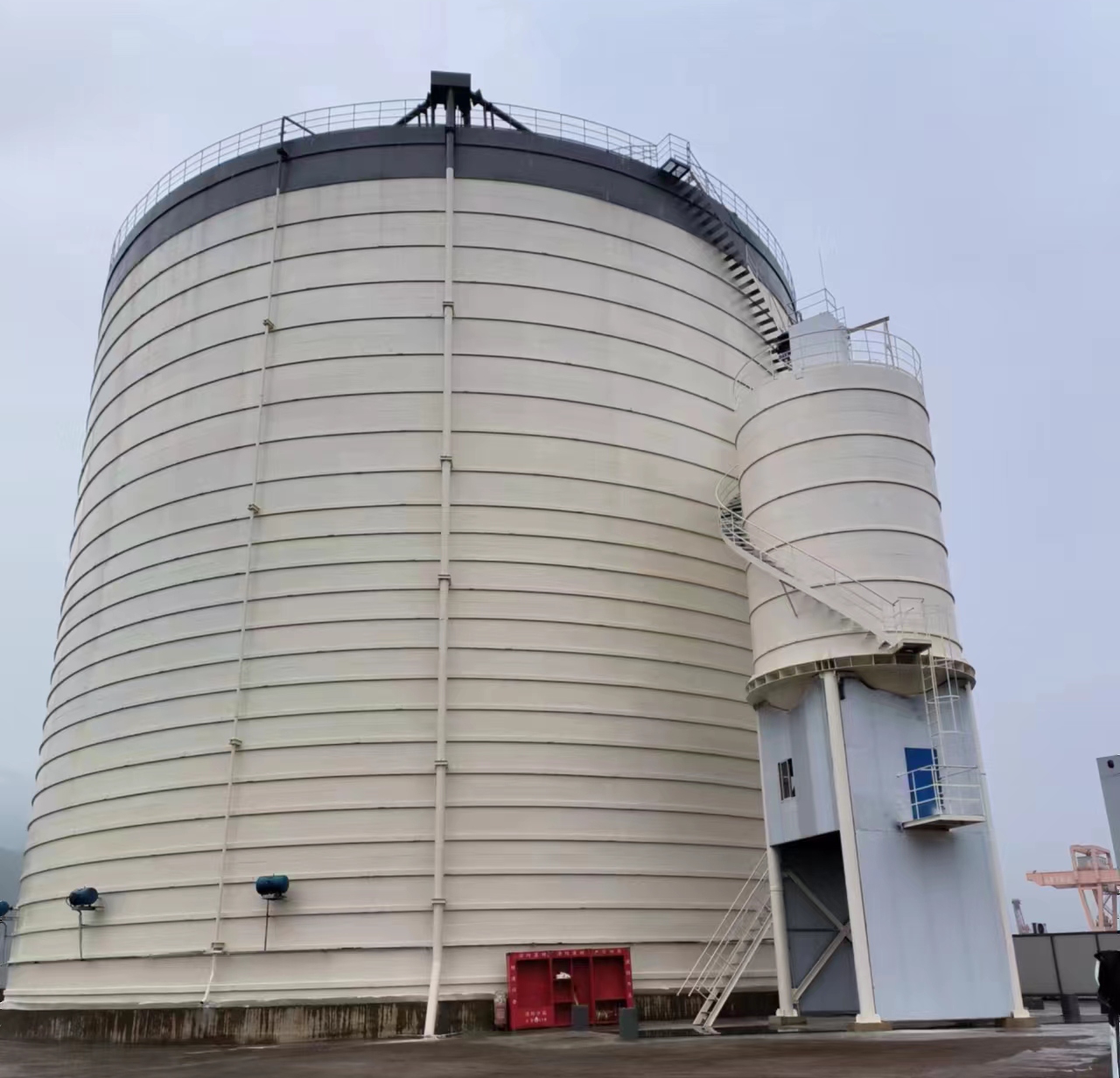 黄浦10万吨水泥钢板库